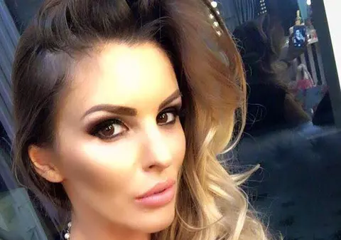 Fosta iubită a lui Adrian Cristea, în doliu. Bunicul Denisei Nechifor a murit