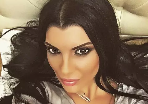 Andreea Tonciu a stârnit suspiciuni. Cum a apărut pe Facebook. "Ești gravidă?"