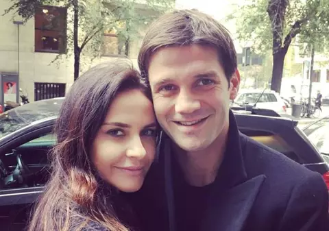 Fetițele lui Cristi Chivu s-au transformat în adevărate domnișoare. Imagine de colecție cu cei trei