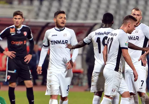 Un fotbalist din Liga 1 a driblat moartea: ”Bine că a scăpat cu viață! Mașina a pățit daună totală”