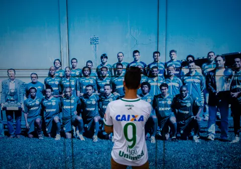 Avion prăbușit în Columbia. Ultimele imagini cu jucătorii de la Chapecoense înregistrate în timpul zborului! Fanii plâng la stadion | GALERIE FOTO&VIDEO