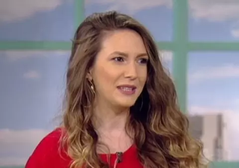 Adela Popescu a fost operată. I-au pus diagnosticul greșit
