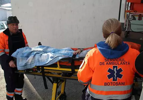 O fetiță a vrut să se sinucidă din cauza certurilor părinților. Copila a băut clor