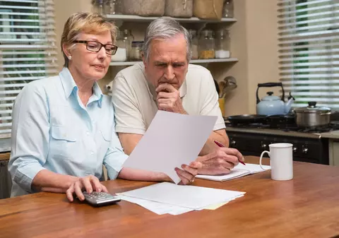 LIBERTATEA TE AJUTĂ: Casa e doar pe numele soţiei. Dacă ea moare, eu ce drepturi am?