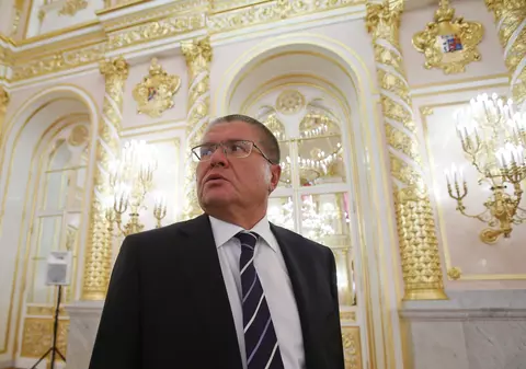 Ministrul rus al Economiei, inculpat pentru luare de mită. Ar fi primit peste 2 milioane de dolari