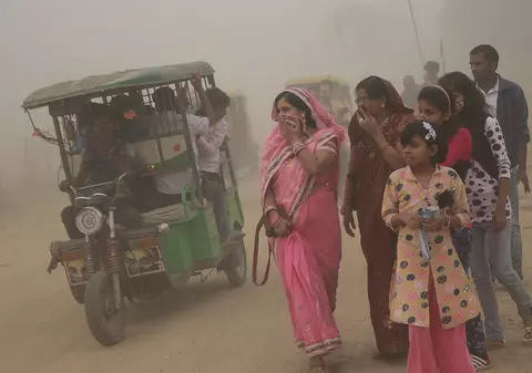 Un bărbat și-a incendiat colega care i-a refuzat cererile în căsătorie