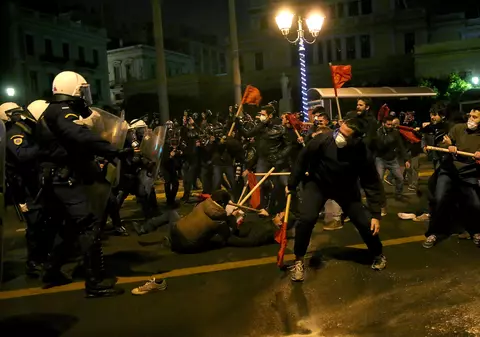 Proteste violente în Grecia, față de vizita lui Barack Obama | VIDEO