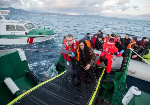 Peste 100.000 de migranți au traversat Mediterana de la începutul anului
