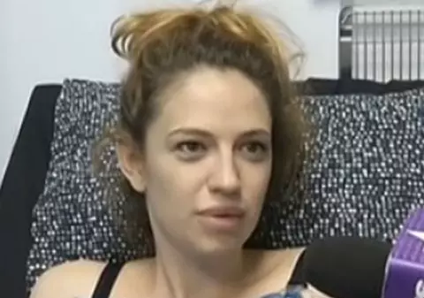 Iulia de la Abracadabra și-a pus silicoane. Sora ei, Irina, și-a mărit și ea bustul. Primele imagini