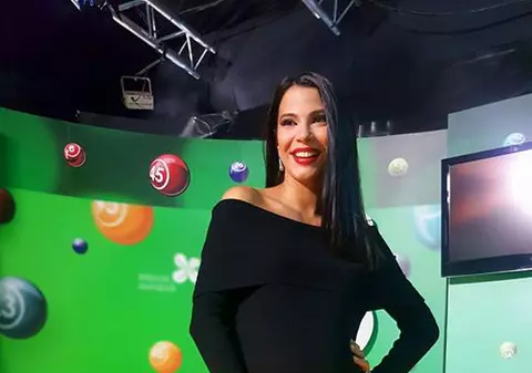 Prezentatoarea Irina Mohora a născut. E mămică de băiat