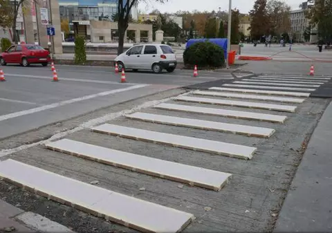 EXCLUSIV/ Un pieton prea lent și un sofer prea nervos. Un incident banal în trafic s-a transformat într-o tragedie