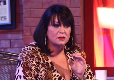 Zi tristă pentru Monica Anghel. I-a fost otrăvit cățelul