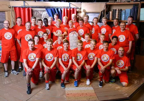 Moș Crăciun are echipă de fotbal. FC Santa Claus e din Rovaniemi și e codașă. Moșul n-a fost cuminte! Petrec la Beijing! FOTO&VIDEO