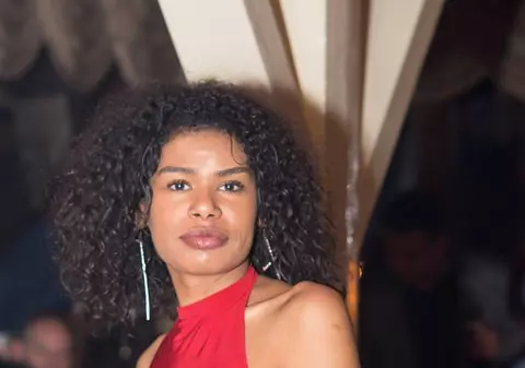 Mulatra Rose, în doliu. Prietena sa a murit la doar 17 ani din cauza unei răceli