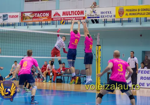Zalăul învinge la Ploiești și titlul la volei masculin e tot mai aproape