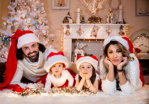 Pepe, pictorial de senzație alături de fetele lui. "Promit să devină tradiție"