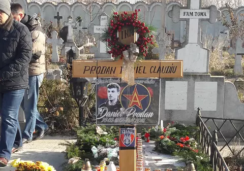 Generația de Aur s-a strâns sâmbătă la parastasul de 40 de zile al lui Daniel Prodan | FOTO&VIDEO