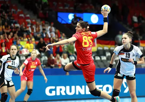 România a învins Germania în ultima secundă și a terminat pe 5 la CE de handbal. Zamfir, aproape de o accidentare gravă. Finală Olanda - Norvegia