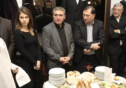 Fiica antrenorului Dumitru Dumitriu este de o frumusețe răpitoare! Fata are 19 ani și este studentă / GALERIE FOTO