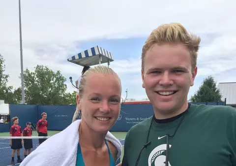 Kiki Bertens are cel mai prost serviciu din tenis în 2016! Olandeza s-a făcut de râs, zilele trecute, la un turneu demonstrativ / VIDEO