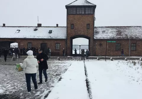 EXCLUSIV / De Ziua Națională a României, în lagărele de la Auschwitz. Peste 100 de români au marcat într-un mod inedit minivacanța de 1 Decembrie