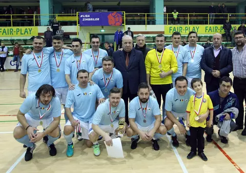 Echipa de old-boys Progresul București a câștigat ”Cupa Campionilor”, după o finală cu Steaua / GALERIE FOTO