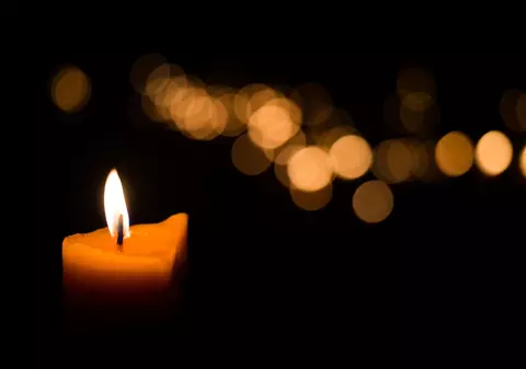 LIBERTATEA TE AJUTĂ: Ajutorul de înmormântare, obligatoriu pentru angajator?