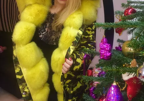 Anda Adam e topită după fetița ei. Cea mai frumoasă ipostază mamă-fiică