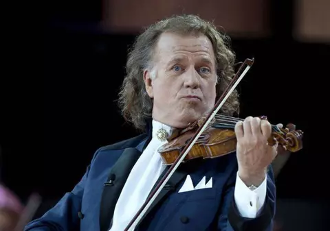 Andre Rieu și-a amânat concertele din Marea Britanie. Un coleg a făcut infarct