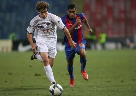 Dubarbier și Stojan Vranjes sunt liberi de contract. Îi vrei la Steaua?