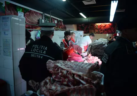 Control fulger şi comercianţi supăraţi: ”Ne cer 2 kilograme de documente la 200 de kilograme de carne”