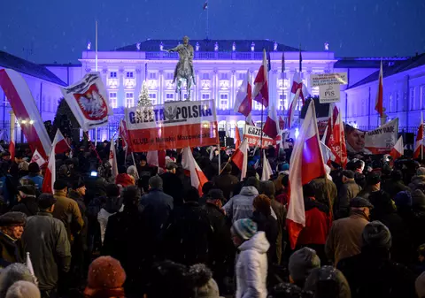 Polonezii se pregătesc de proteste după ce președintele a propus două legi ale justiției