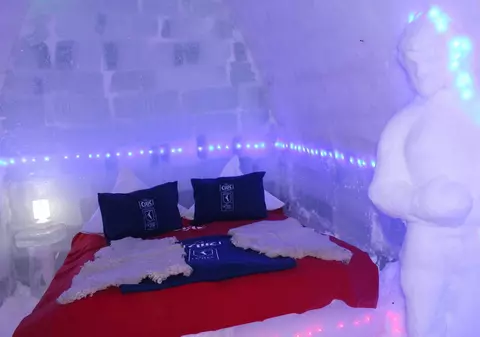 Hotelul de gheață de la Bălea Lac va fi plin de Crăciun