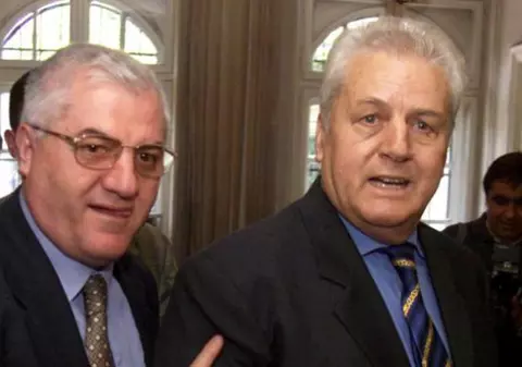 Reacții după decesul lui Jean Pădureanu: ”A murit sărac lipit pământului”