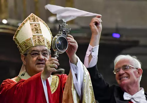 Sângele unui sfânt catolic prevestește un an cu evenimente grave. Ce spun prelații și cercetătorii