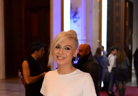 ELLE Style Awards 2016. Sore își depozitează hainele în pod. “Nu se știe când se întoarce moda!”/ VIDEO EXCLUSIV