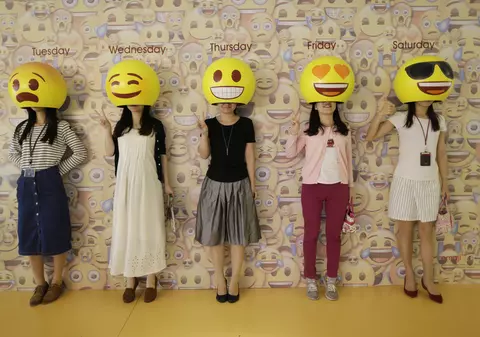 O companie din Londra caută un traducător de emoji