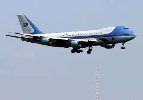 UPDATE: Donald Trump refuză un nou Air Force One pentru că e prea scump. Reacția Boeing