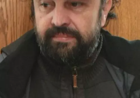 VIDEO EXCLUSIV / Daniela Marin n-a fost la pomana fostului său soț, Gyuri Pascu! Prietenii i-au cântat la căpătâi