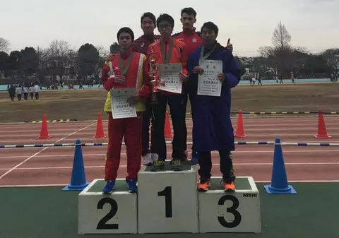 Daniel Conț a câștigat cursa de 10 km de la Nanakusa Marathon, din Japonia. A alergat și ambasadoarea României!