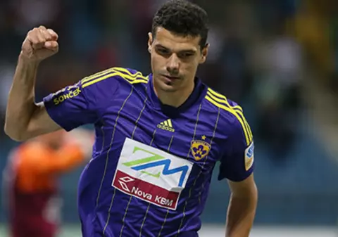 Un atacant bosniac la CSU Craiova. Ce jucători au mai transferat oltenii. Ei, în Malta, noul stadion - sub zăpadă / VIDEO