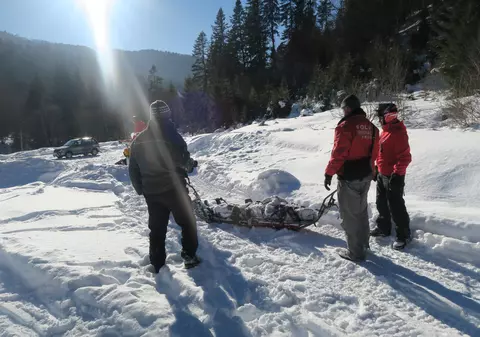 Bărbat găsit mort în Predeal. Era dispărut de mai multe zile