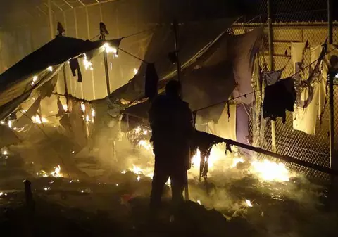 Incendiu într-o tabără de refugiați din Bulgaria