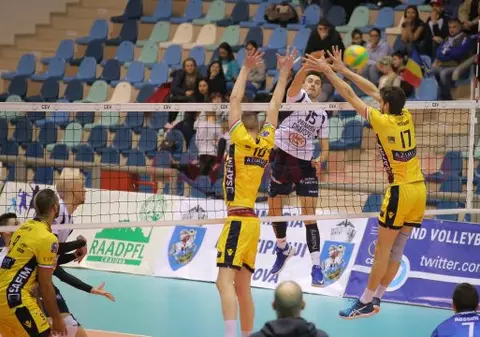 SCM Craiova a pierdut cu Azimut Modena, în Liga Campionilor la volei