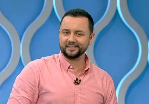 Ce blondă îi gătește lui Cătălin Măruță. Ce i-a pregătit