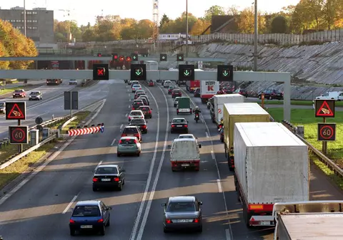 Aproape 200.000 de persoane au trecut frontiera în ultimele 24 de ore cu ocazia minivacanței de 1 mai
