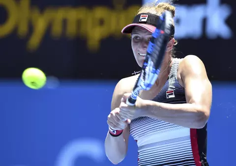 Irina Begu a bătut-o pe Elena Vesnina și s-a calificat în turul doi de la Madrid
