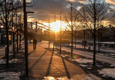 Un chinez a pedalat 500 de kilometri în direcția greșită