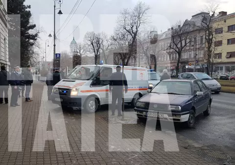 S-au mișcat ca ochii mortului! Trupul unui american decedat a fost ”uitat” în buricul Aradului de cei de la Medicină Legală / FOTO și VIDEO