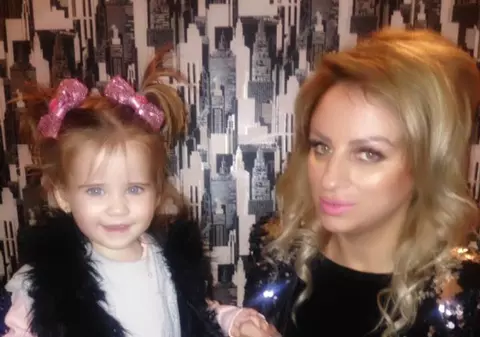 Sânziana Buruiană a plecat în Ungaria împreună cu fiica ei. Decizie de ultim moment. Ce se întâmplă cu Zuluf